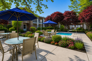 Harmony garden apartments relaxing spa and hot tub